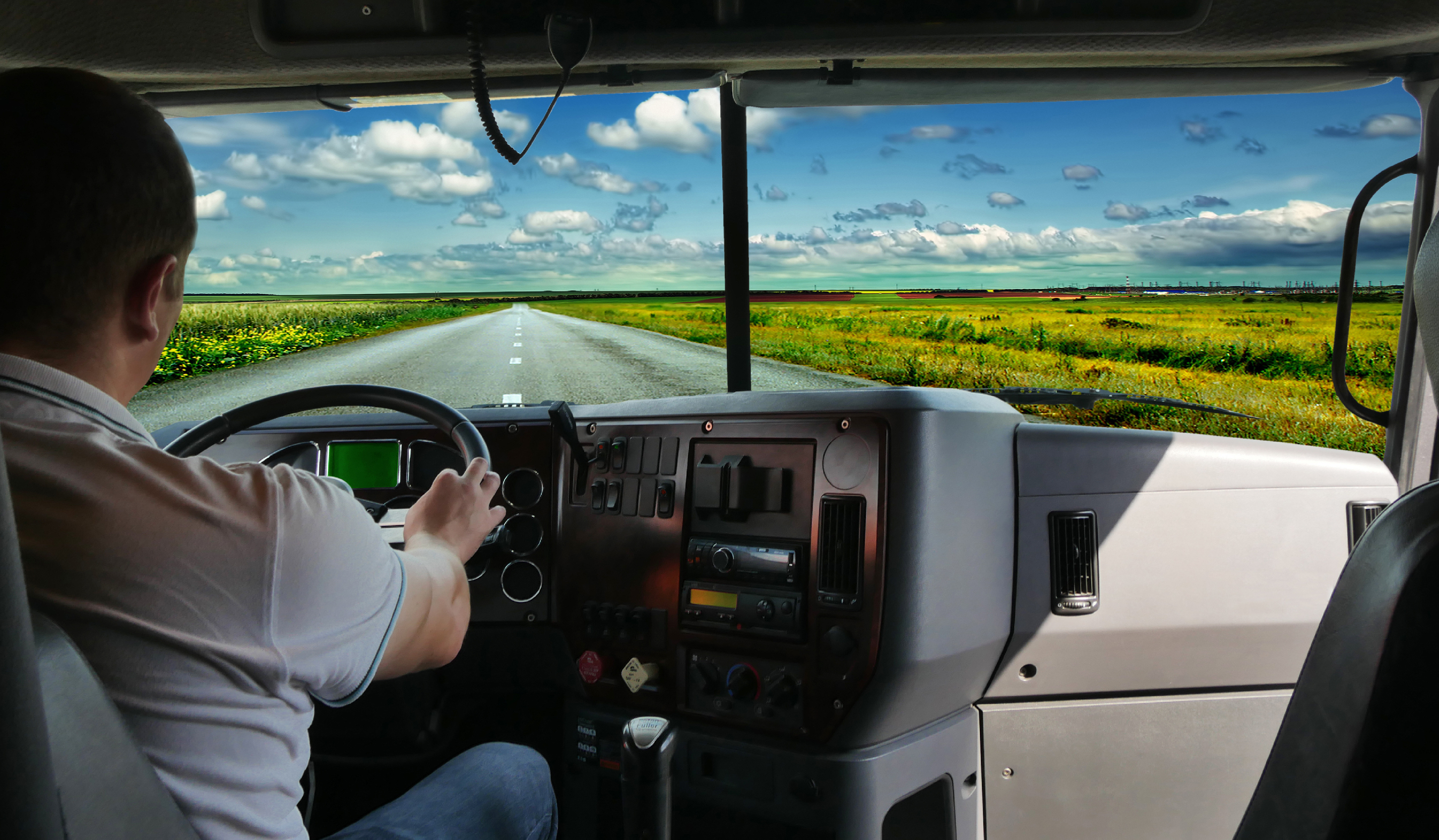 driver-recruitment-retention-image-truck-driver